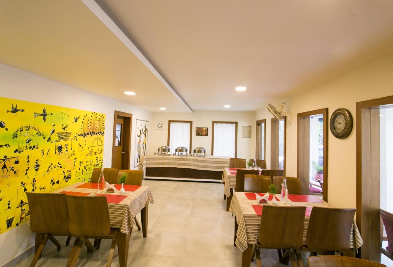 Rockville Hotel สุลต่านบาเทรี ภายนอก รูปภาพ